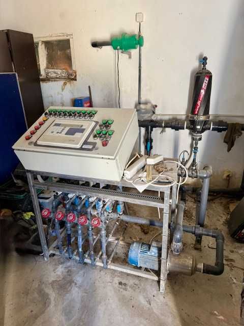 Máquina de rega usada