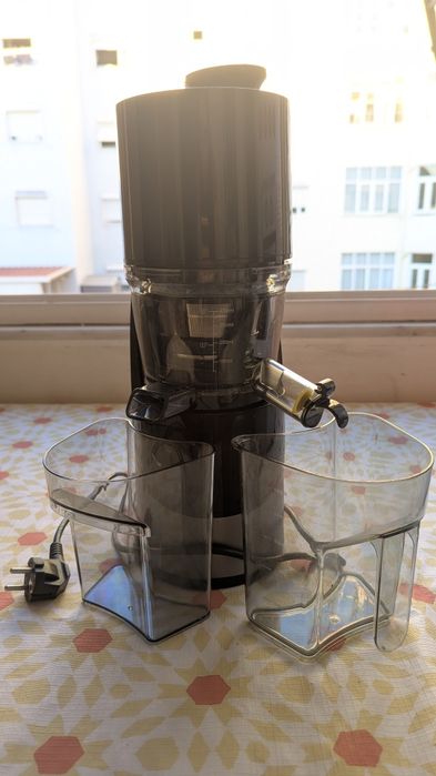 Máquina de sumo - Slow Juicer