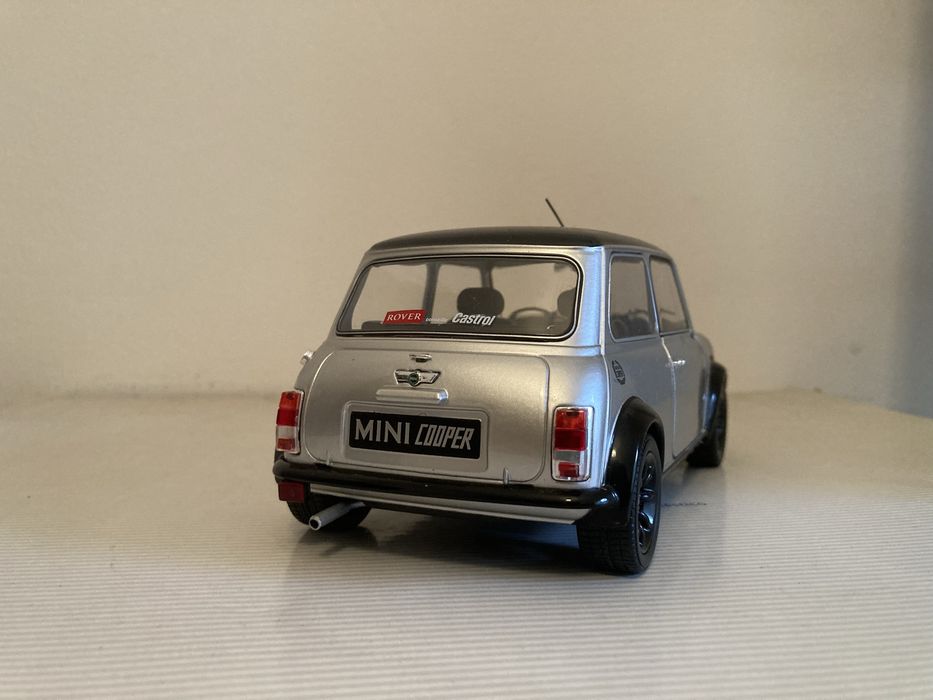 Miniatura Mini Cooper S 1:18 Solido