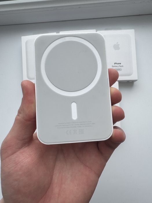 Зовнішній акумулятор PowerBank MagSafe battery Pack 5000 - 10000 mah