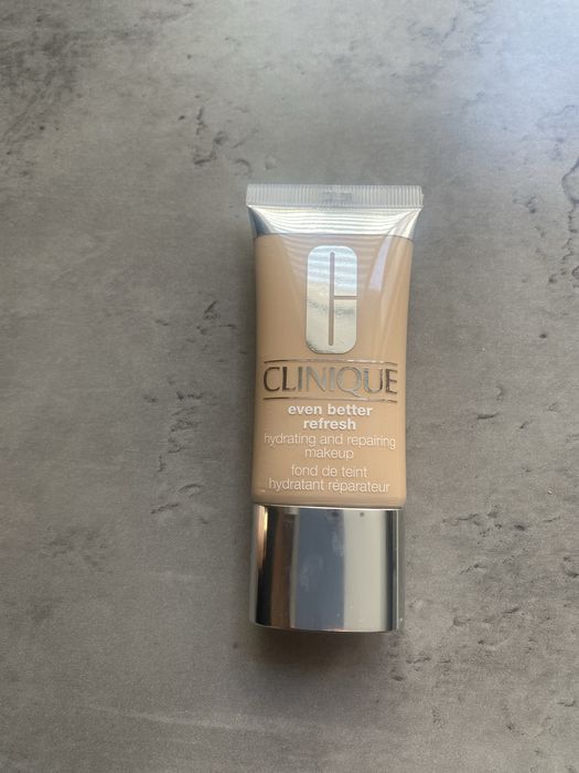 Тональний крем Clinique Even Better Refresh WN04 - Bone