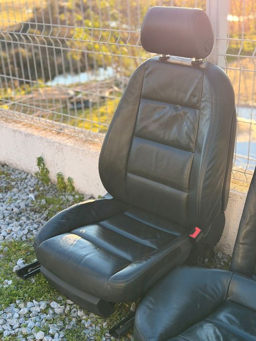 Bancos Audi A6 em pele