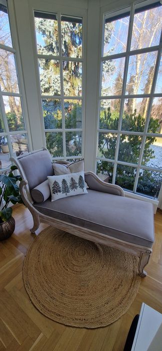 Szezlong renomowanej firmy Selva