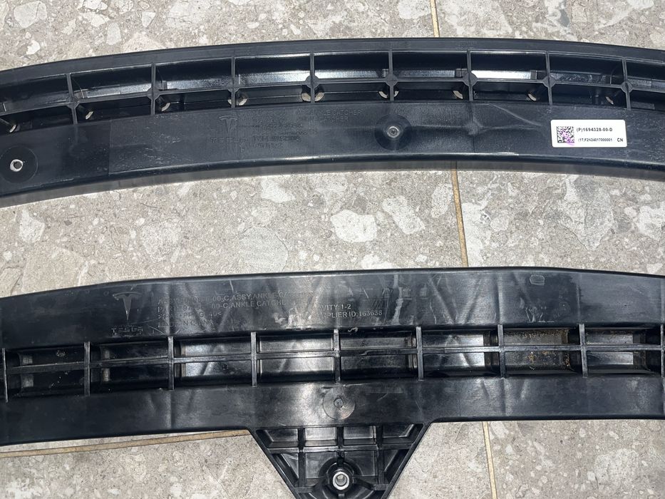 САБЛЯ>Підсилювач нижній переднього бампера |Tesla HIGHLAND | JUNIPER