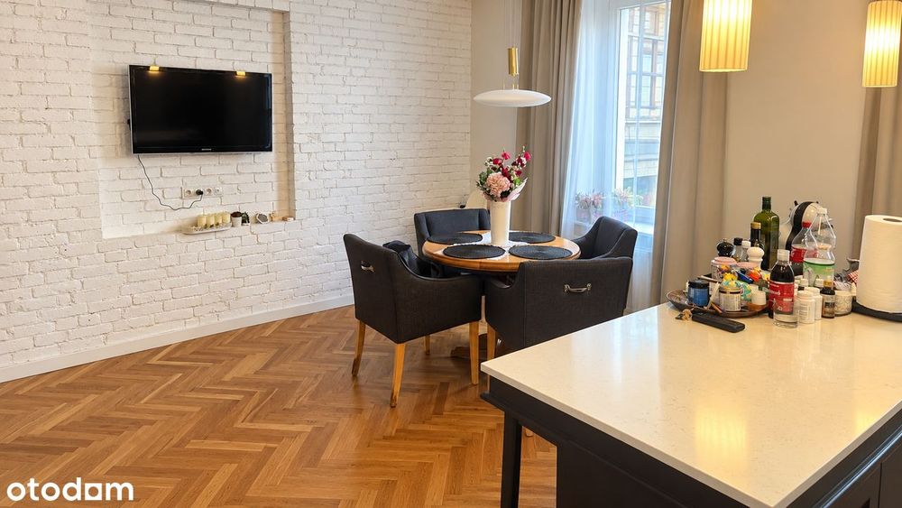 Stylowe, przestronne mieszkanie | wysoki standard | parkiet