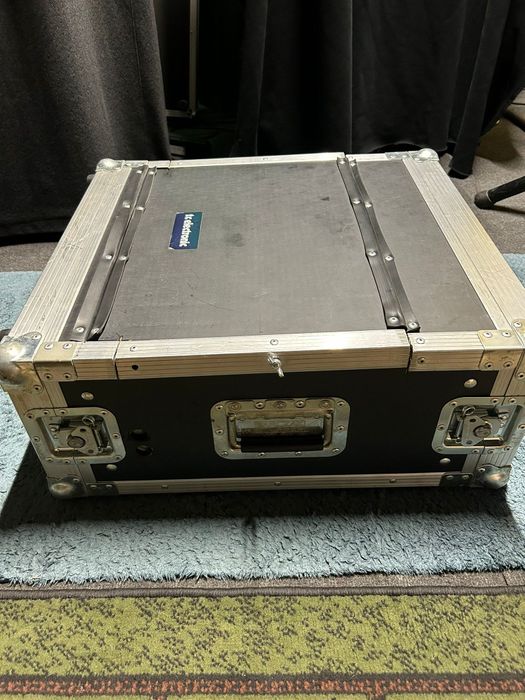 Krosownica Chris Sound Research + rack + zasilacz