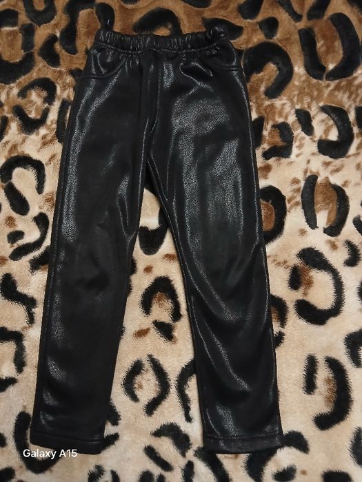 Продаються штани