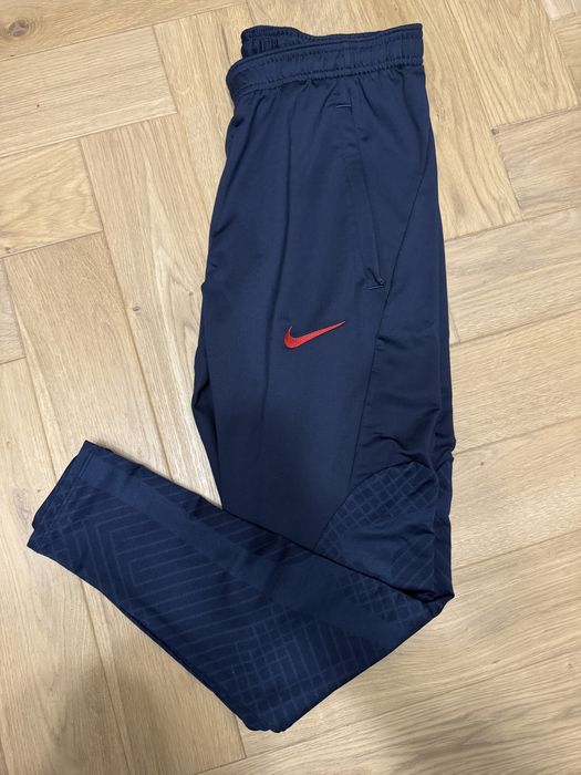Spodnie dresowe dresy Nike Barcelona