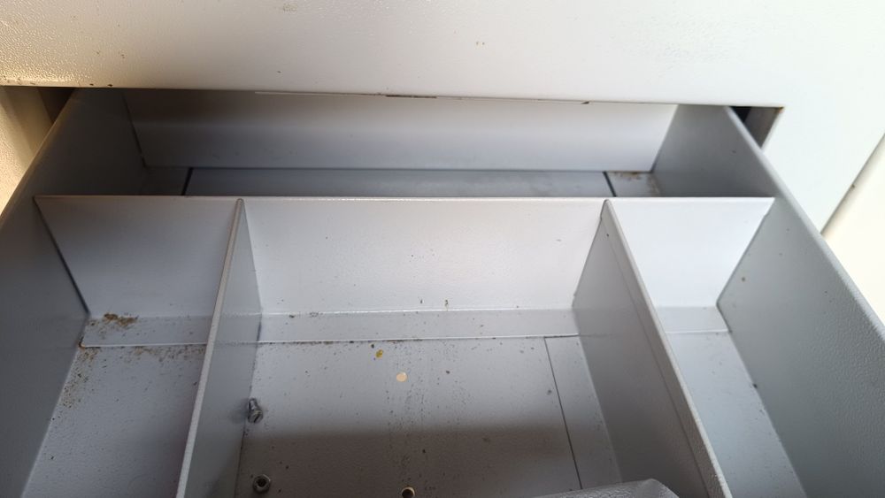 Sejf wrzutowy pakiet