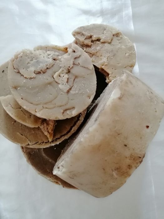 Віск бджолиний натуральний.