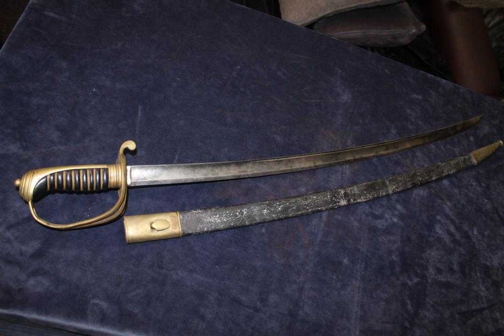 Espada Sabre Antigo para oficial português, reinado D.MARIA II