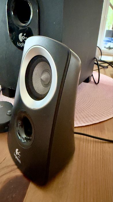 Głośniki komputerowe Logitech Z313 2.1 z subwooferem – sprawne