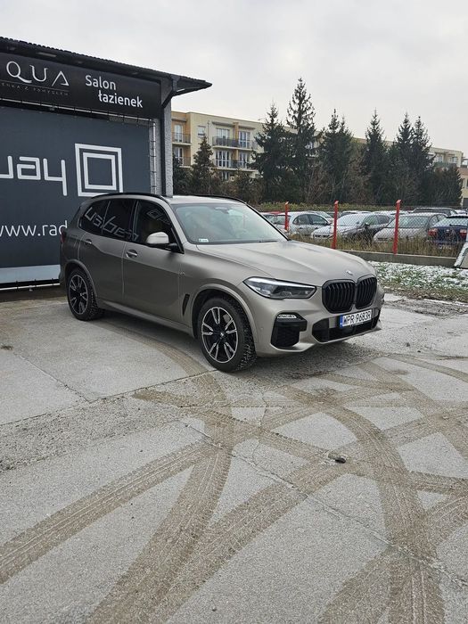 BMW X5 X5 XDRIVE3.0D 210KW/286KM oklejony folią Matt Iced Silver Titanium