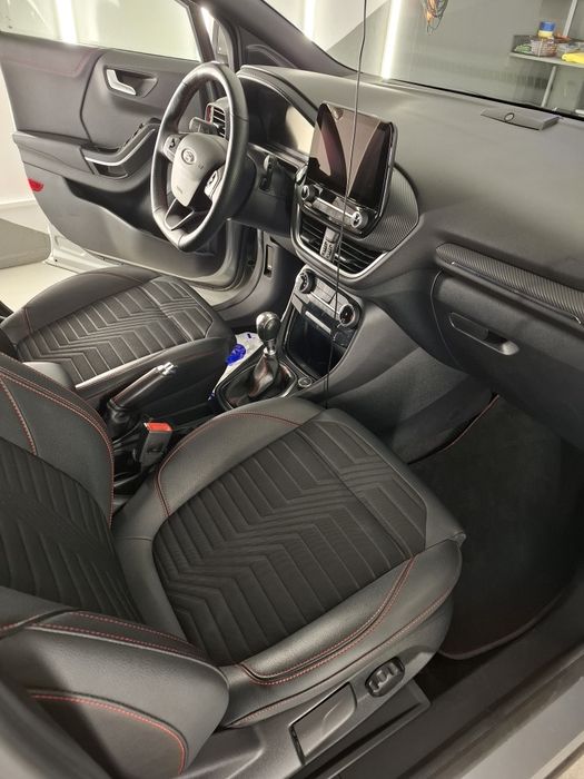 Kompleksowe czyszczenie aut. Pranie tapicereki