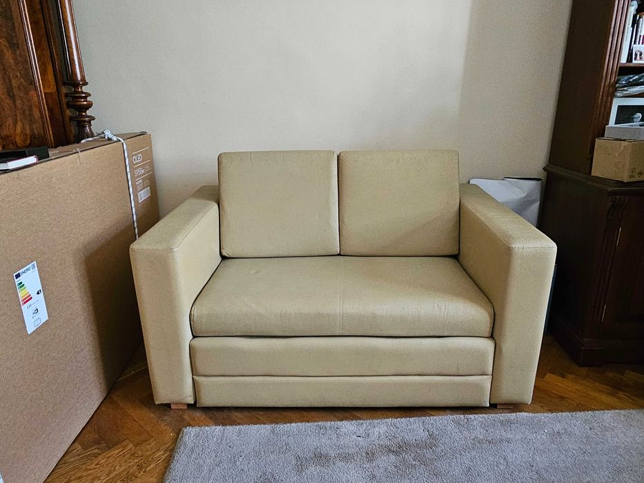 Używana sofa rozkładana