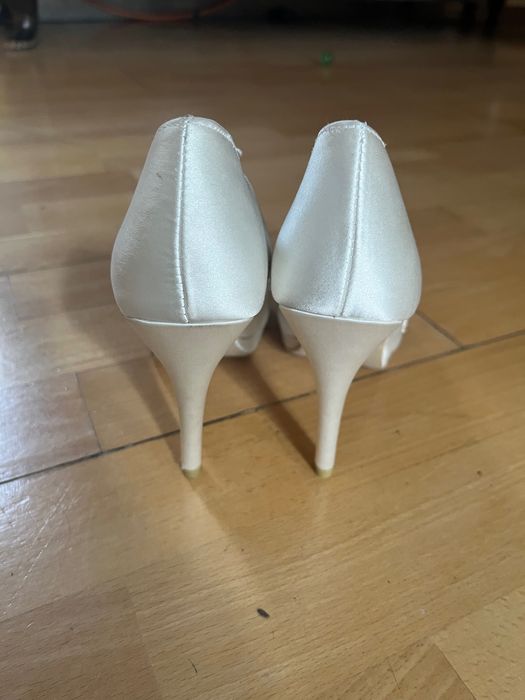 Buty ślubne MENBUR rozmiar 37