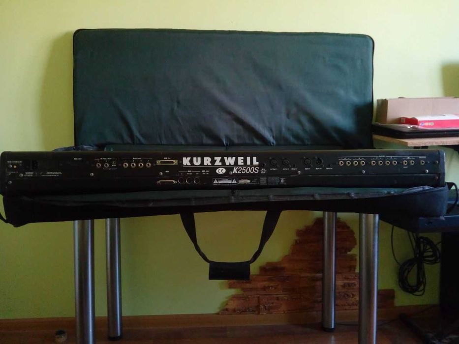 Синтезатор KURZWEIL K2500S