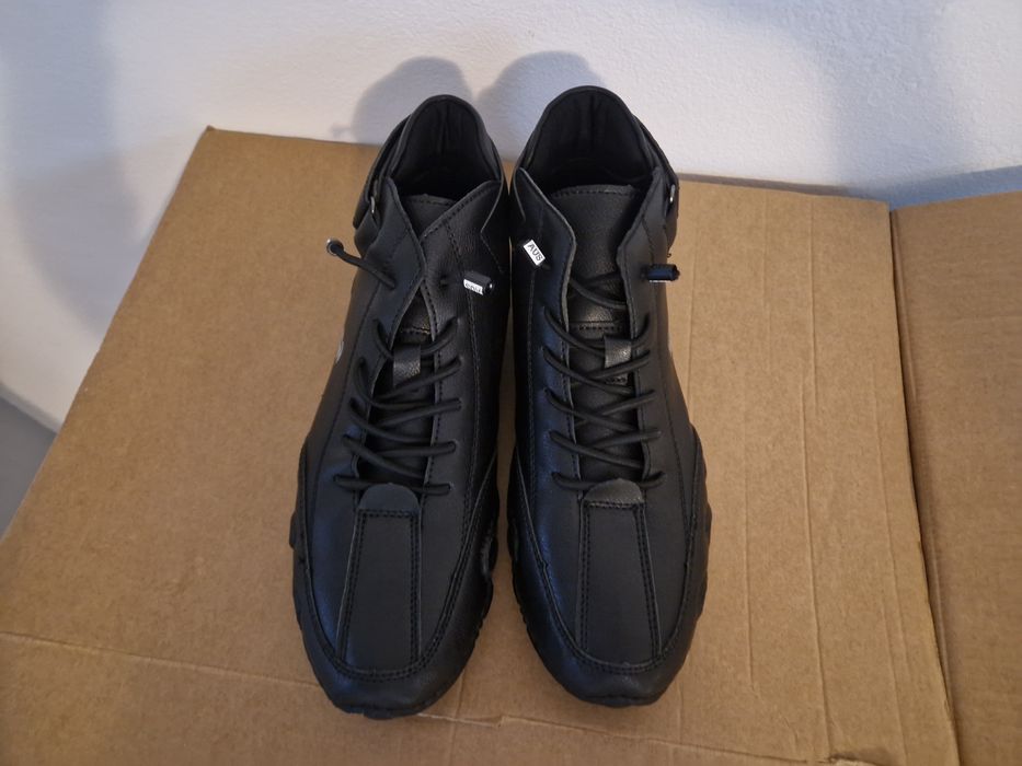 Ténis novo n 40 nunca foi usado