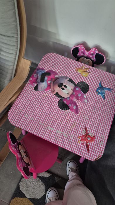 Mesa infantil minnie 2 cadeiras