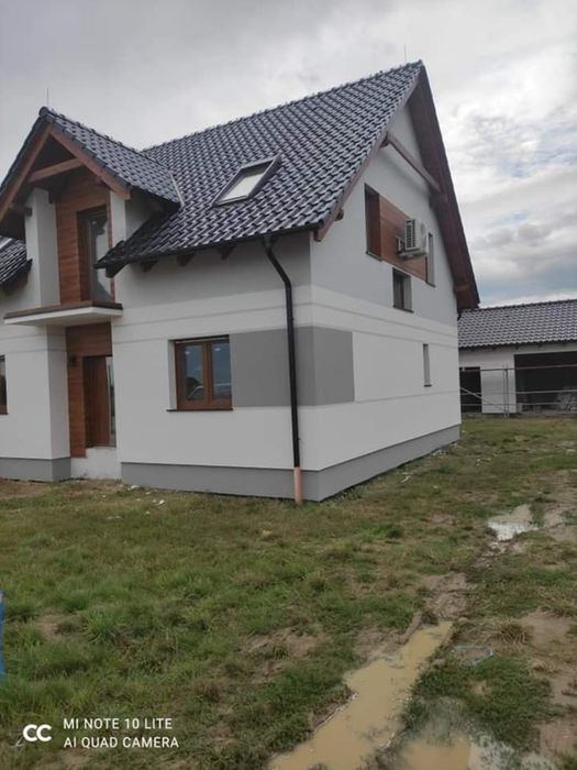 Elewacje oraz Wykończenia Wnętrz.