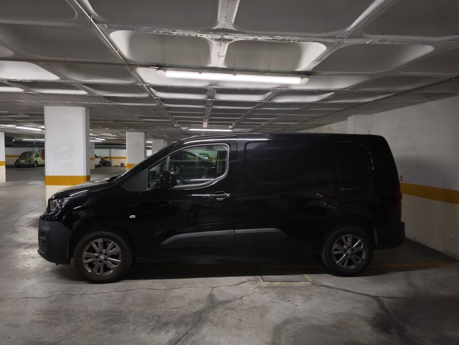 Peugeot Partner Longa 64.000km Preta