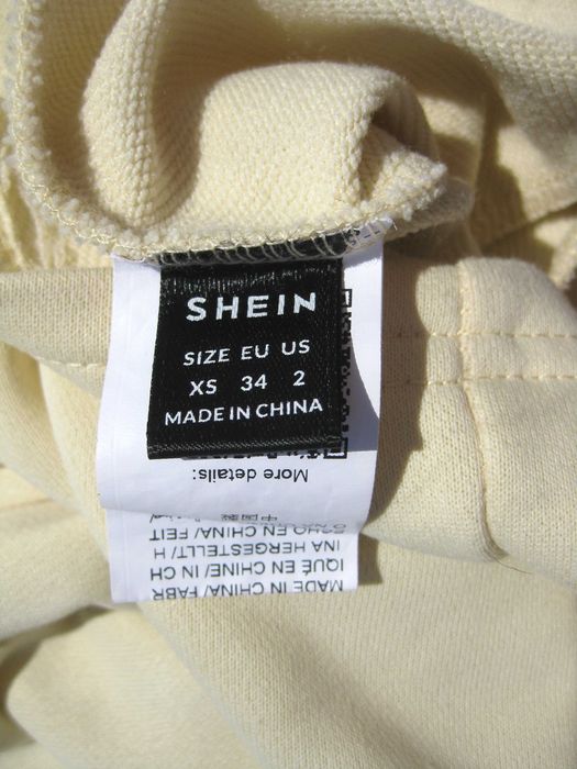 Молочное платье худи с капюшоном на шнуровке по бокам Shein XS