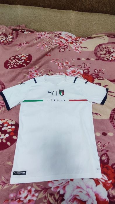 Футболка Puma в гарному стані
