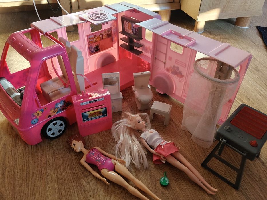 Kamper barbie z akcesoriami