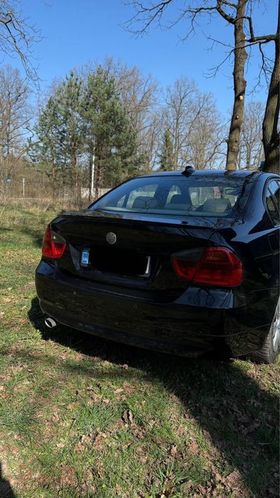 BMW E90 320d 2006року