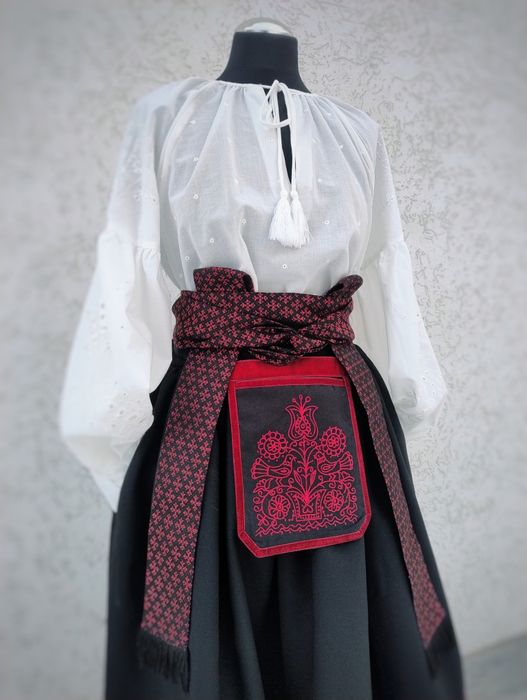 Український традиційний стрій, S/M/L/XL