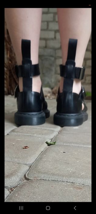 Sandały Dr Martens Geraldo 38