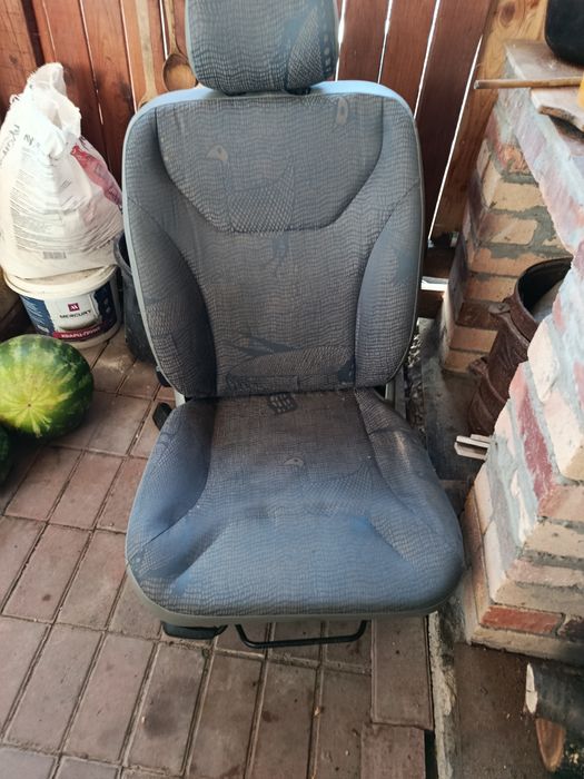 Продам під реставрацію.