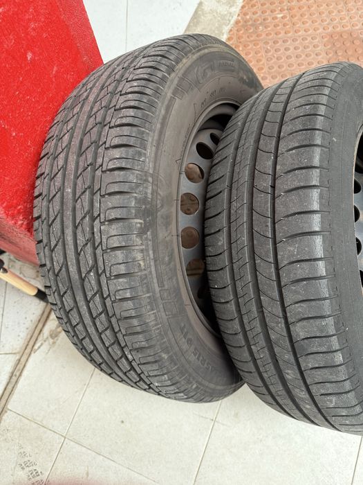 4 jantes com pneus golf