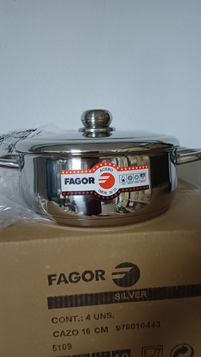 Panelas 24cm  Fagor novas varias á venda