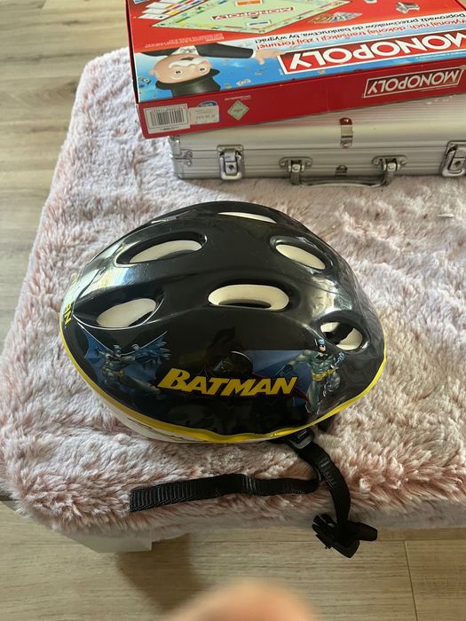 kask rowerowy batman