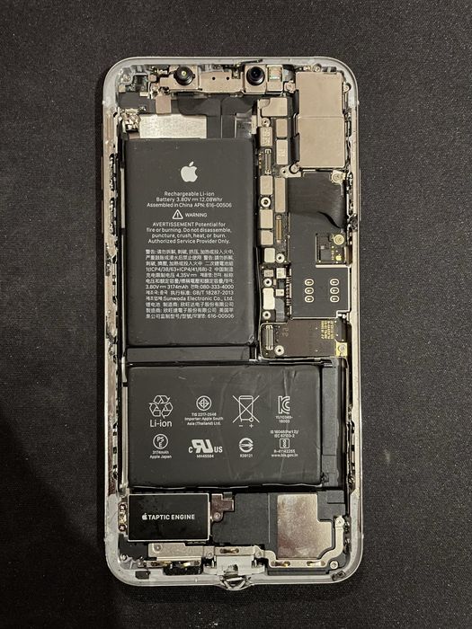 Продам iPhone XS Max обʼєм памʼяті 256gb