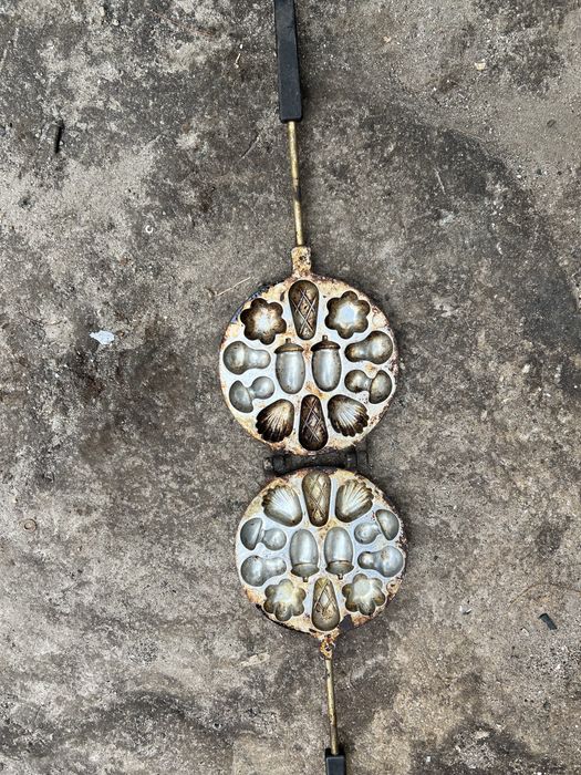 Продам орешницу.