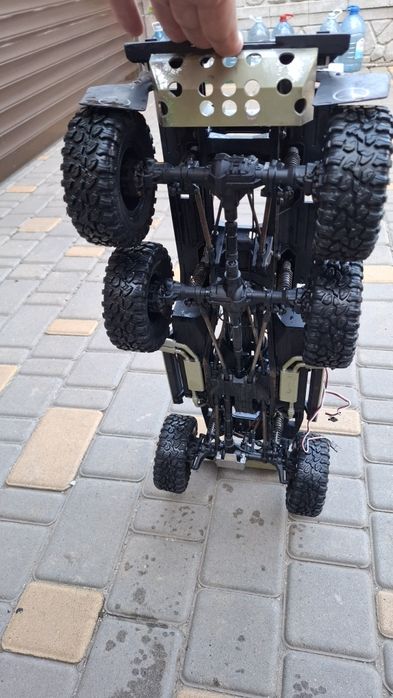 Продам  traxxas trx-6 mercedes g63  tamiya hpi himoto kyosho losi