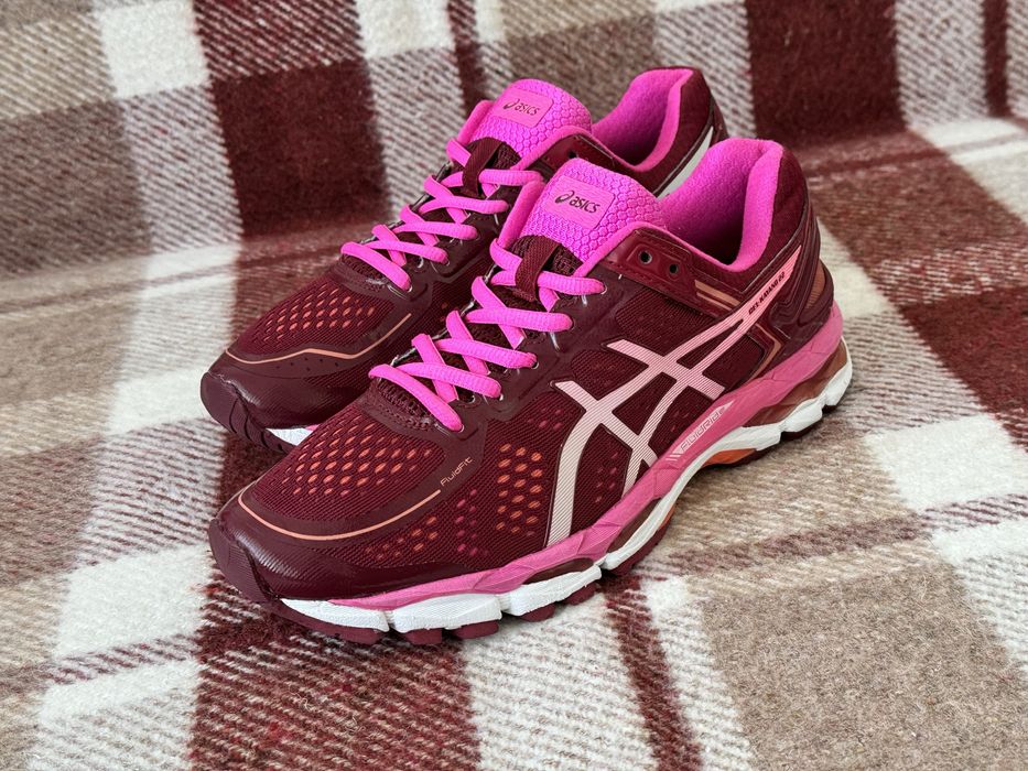 (Оригінал) жіночі кросівки Asics Gel-Kayano, розмір 39