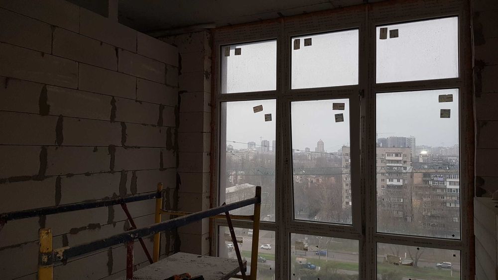 Манхеттен ЖК 44м панорамные окна восток, двор, боковой вид море