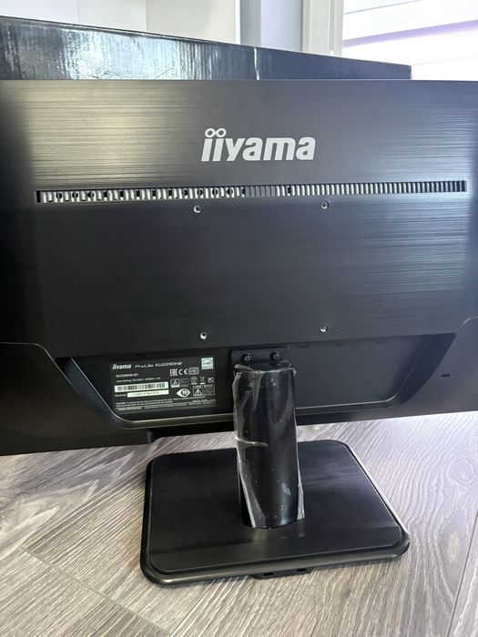 Monitor iiyama pierwszy wlaciciel stan idealny
