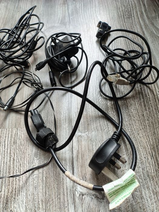 Ładowarka kable do komputera