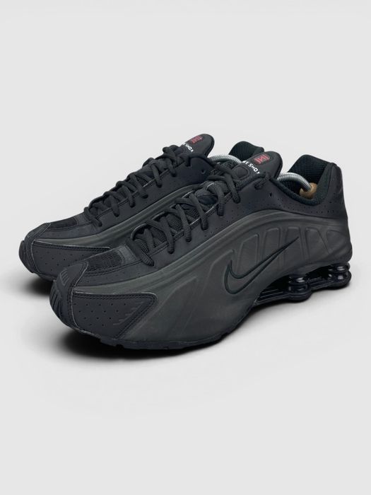 Buty Sportowe Nike Shox R4 Czarny Rozmiar 45