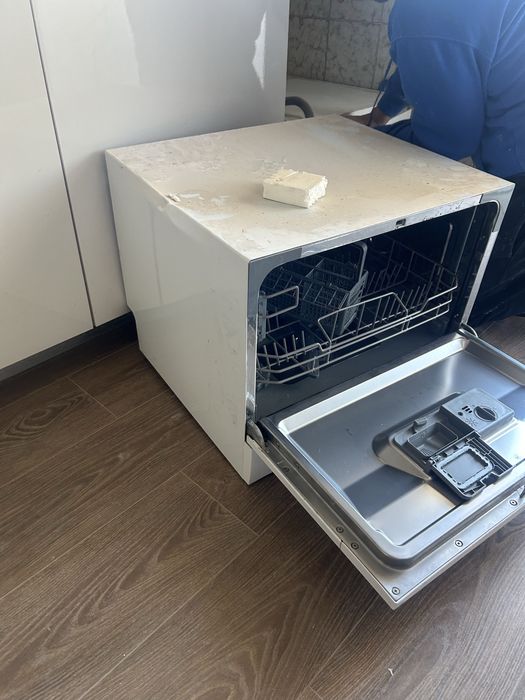 Maquina de Lavar Louça compacta VOX