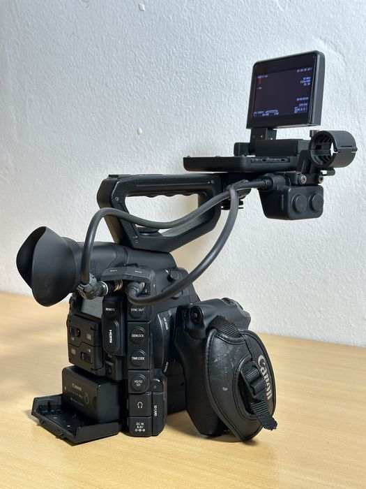 Canon EOS C300i - Câmara Linha Cinema em Bom Estado