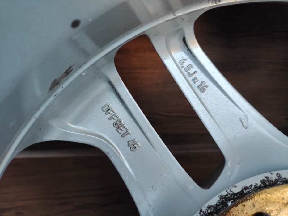 Alufelgi z oponami plus czujniki tpms r16 114,3 x5