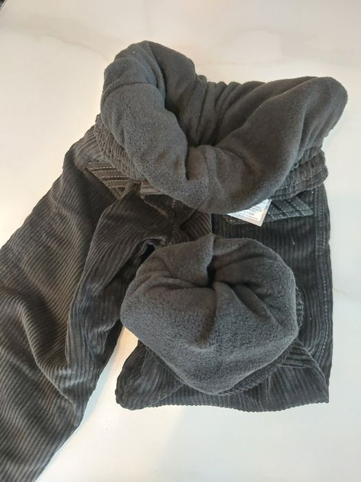 Spodnie chłopięce ocieplane rozmiar 116 nowe