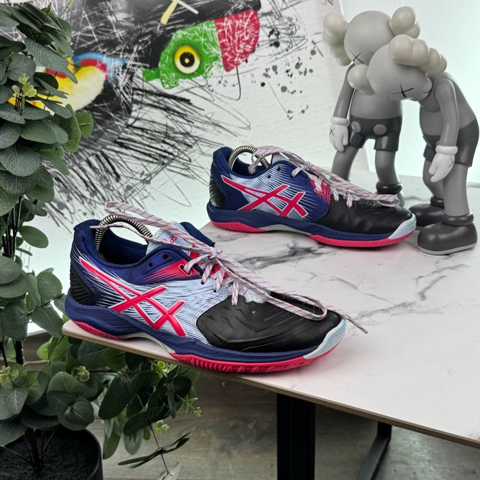 Кросівки Asics Blaste FF 39 розмір E197
