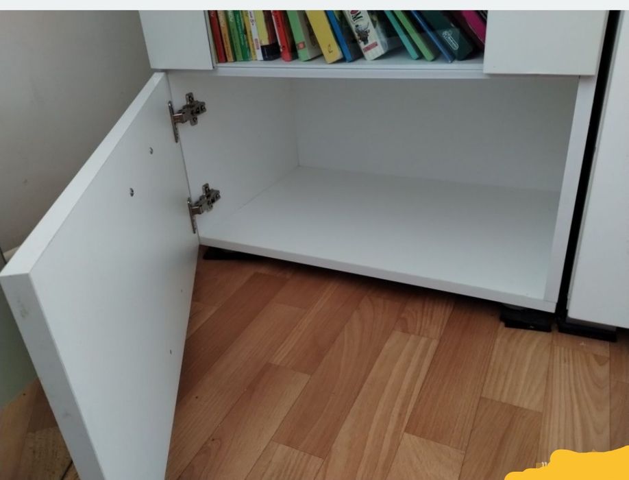 Witryna + LED 60 cm bialy połysk