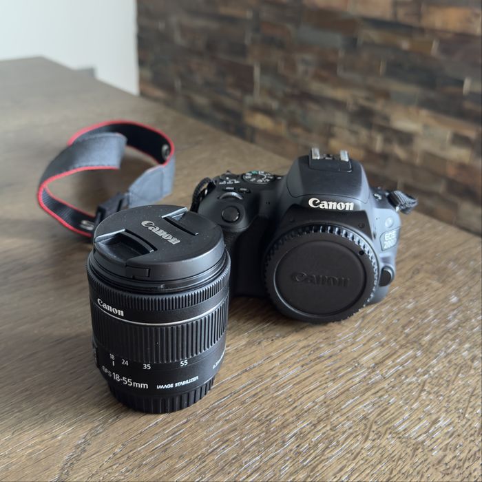 Canon EOS 200D Black + 18-55mm IS STM